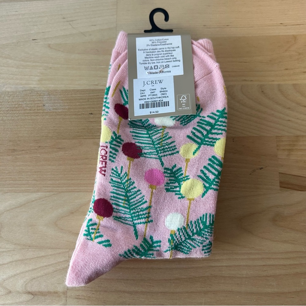 NEW! J. Crew Holiday Tree Sprigs w/ Ornaments Trouser Socks Pink - Picture 2 of 2